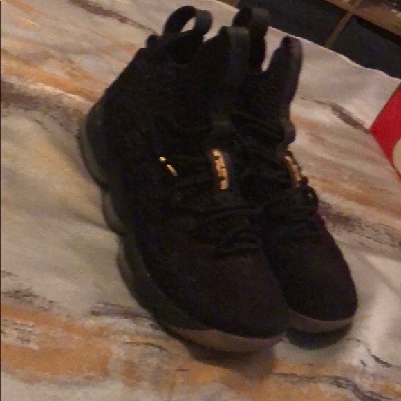 LeBron 15 - Picture 3 of 10